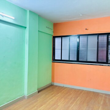 Room in 1 BHK Apartment at Ghanshyam Complex, Krishna Radha Society – for Rent