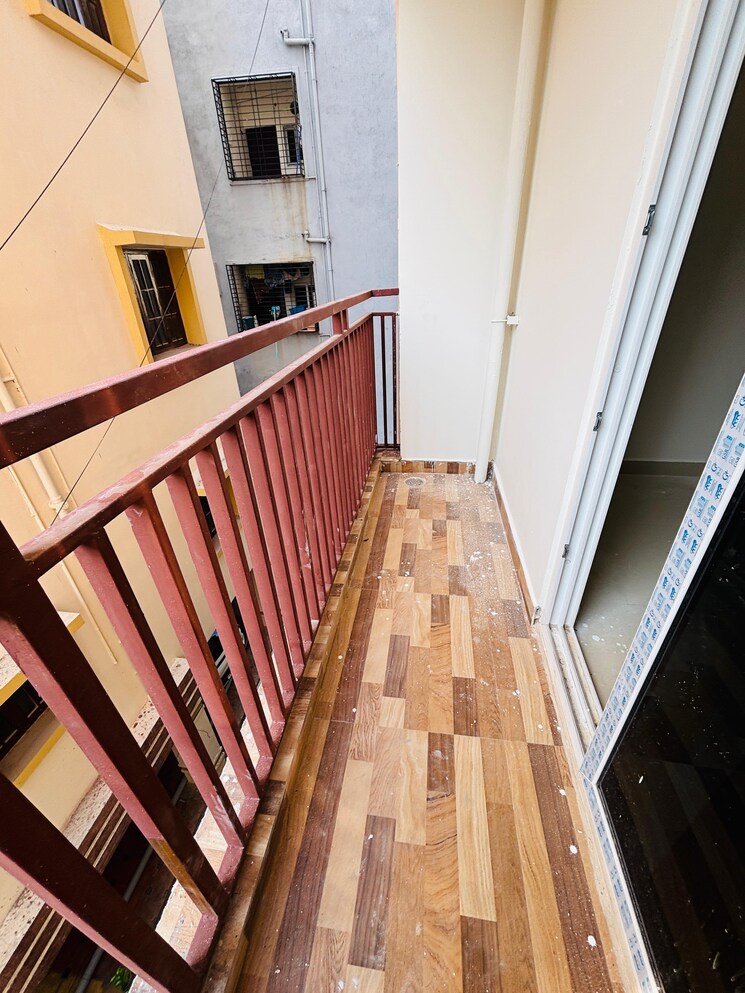 Balcony, kondapur 1 Bedroom 610 Sq.Ft. Apartment In Kondapur Hyderabad 8494886