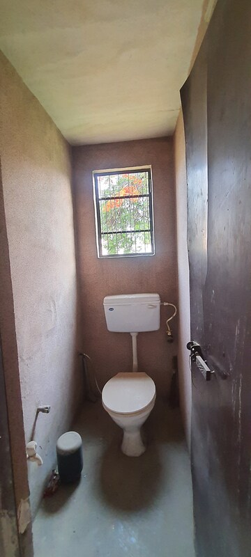 Room in 1 BHK Independent House at Sector 8 – for Rent