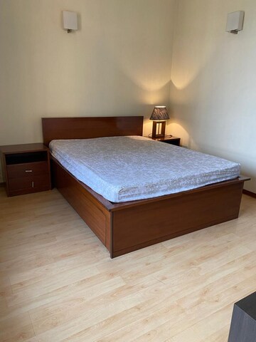 Bedroom in 3 BHK Apartment at Unitech Fresco, Sector 50 – for Rent