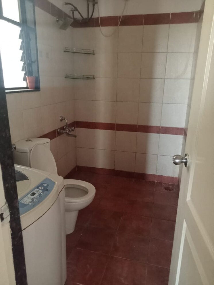 Bathroom, lunkad-amazon 2 Bedroom 1050 Sq.Ft. Apartment In Viman Nagar Pune 8494916
