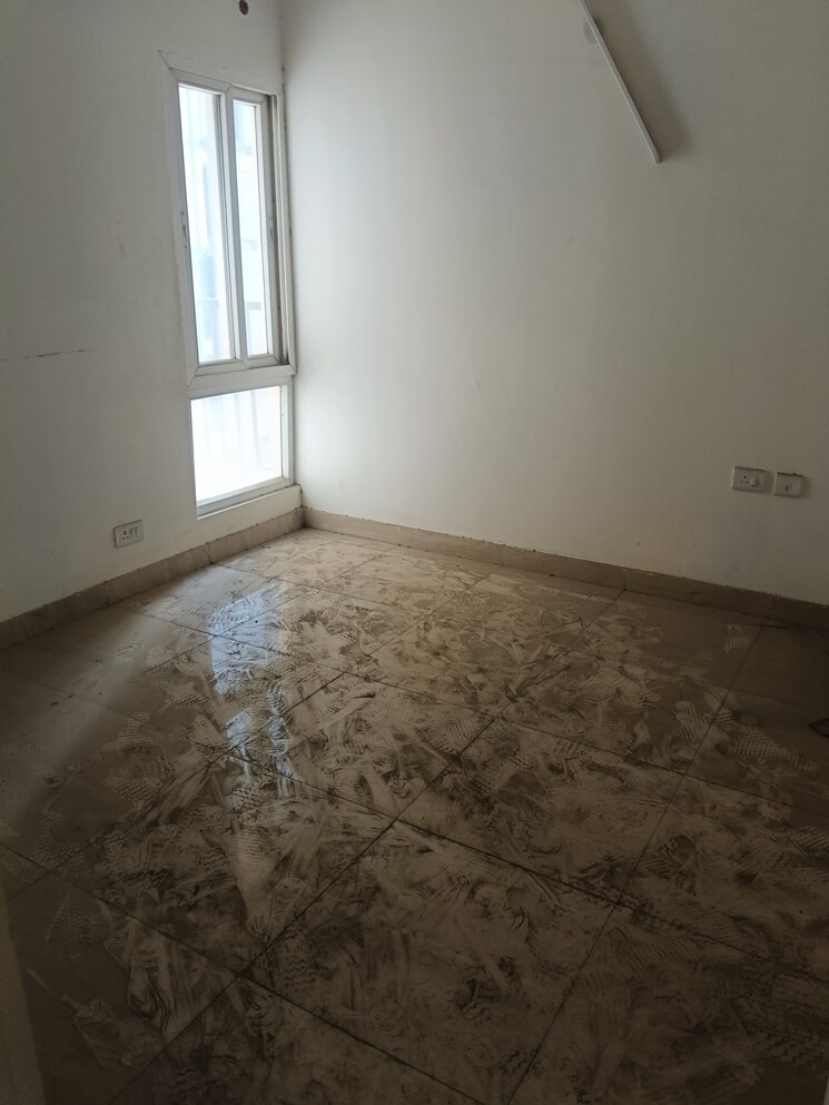 Room, gaur-city-2-14th-avenue 2 Bedroom 985 Sq.Ft. Apartment In Sector 16c Greater Noida Greater Noida 8494942