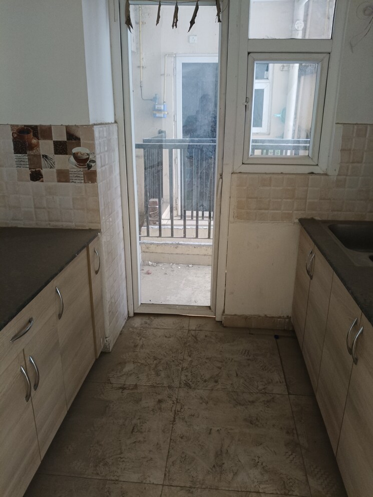 Bathroom, gaur-city-2-14th-avenue 2 Bedroom 985 Sq.Ft. Apartment In Sector 16c Greater Noida Greater Noida 8494942