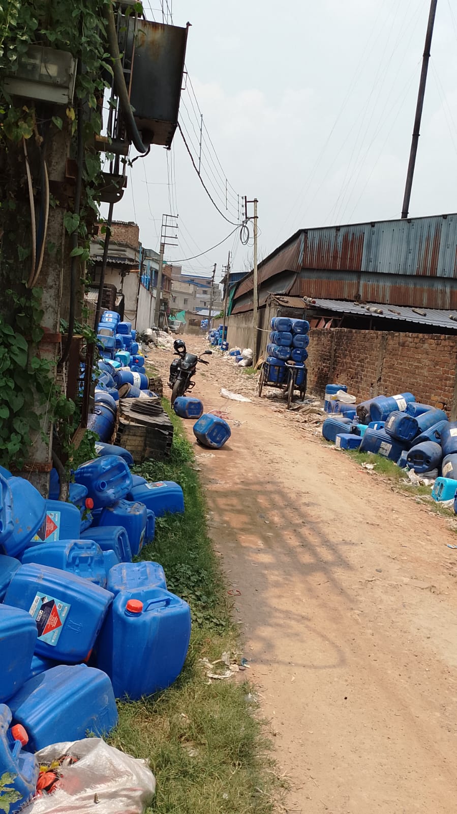 Warehouse For Sale in Bumba Damani Enclave