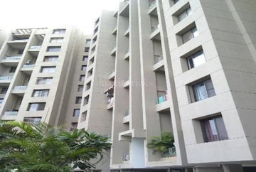 2 BHK Apartment For Sale in Gulmohar Queenstown, Kharadi