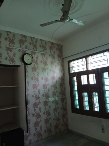 Kitchen in 2.5 BHK Builder Floor at Sector 9 – for Rent