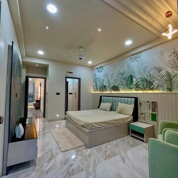 Bedroom in 5 BHK Builder Floor at Green Wood City, Sector 45 – for Sale