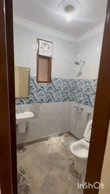 Bathroom in 1 BHK Builder Floor at Mehrauli – for Rent