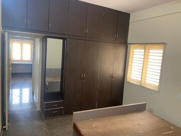 Room in 3 BHK Builder Floor at Hsr Layout – for Rent