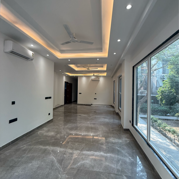 Living Room, shivalik colony 3 Bedroom 1900 Sq.Ft. Builder Floor In Shivalik Colony Delhi 8495085