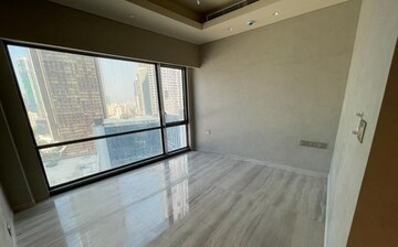 Room in 3 BHK Apartment at Lodha World View, Worli – for Rent