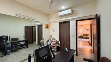 Master Bedroom in 2 BHK Apartment at Lodha Luxuria Priva, Majiwada – for Rent