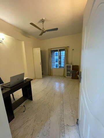 Bedroom in 2 BHK Apartment at Esteem SNS Manor, Mg Road – for Rent