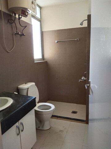 Bathroom in 3 BHK Apartment at Pioneer Park Phase 1, Sector 61 – for Rent