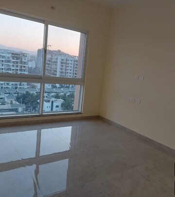 Study Room in 2 BHK Apartment at K Raheja Reserve, Mohammadwadi – for Rent