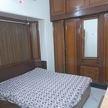 Bedroom in 2 BHK Builder Floor at Malviya Nagar – for Rent