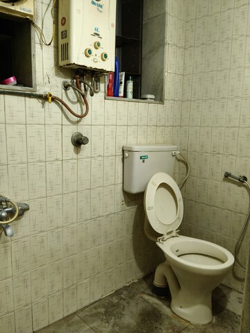 Bathroom in 1.5 BHK Apartment at Krishna Galaxy Santacruz, Santacruz East – for Rent