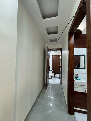  2 BHK Builder Floor at Dwarka Mor – for Rent
