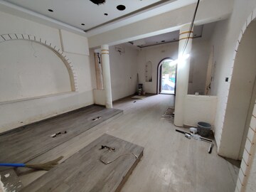  Showroom – Exterior View View at Bandra West - for Rent