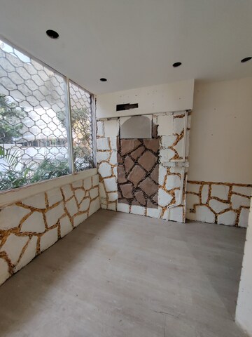  Showroom – Exterior View View at Bandra West - for Rent