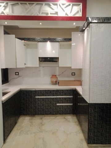 Kitchen in 3 BHK Builder Floor at Dwarka Mor – for Rent