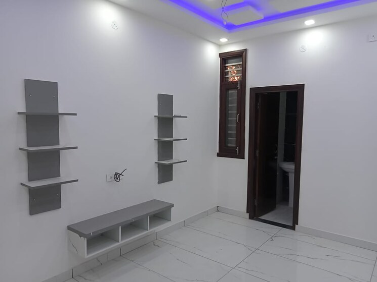 Room, sahastradhara road 6 Bedroom 3200 Sq.Ft. Villa In Sahastradhara Road Dehradun 8495323