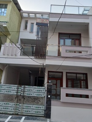 6 BHK Villa – Exterior View View at Sahastradhara Road - for Sale