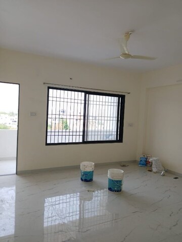 Room in 2 BHK Apartment at Shahanurwadi – for Rent