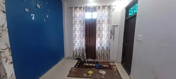 Master Bedroom in 2 BHK Independent House at Jankipuram – for Rent
