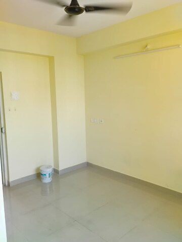 1 BHK Apartment For Rent in Goregaon West