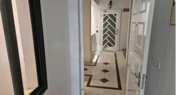 Staircase in 3 BHK Apartment at Hazratganj – for Rent