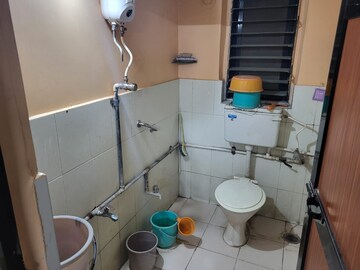 Bathroom in 1 BHK Apartment at Parel – for Rent