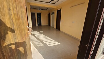 Living Room in 3 BHK Builder Floor at Sector 52 – for Rent