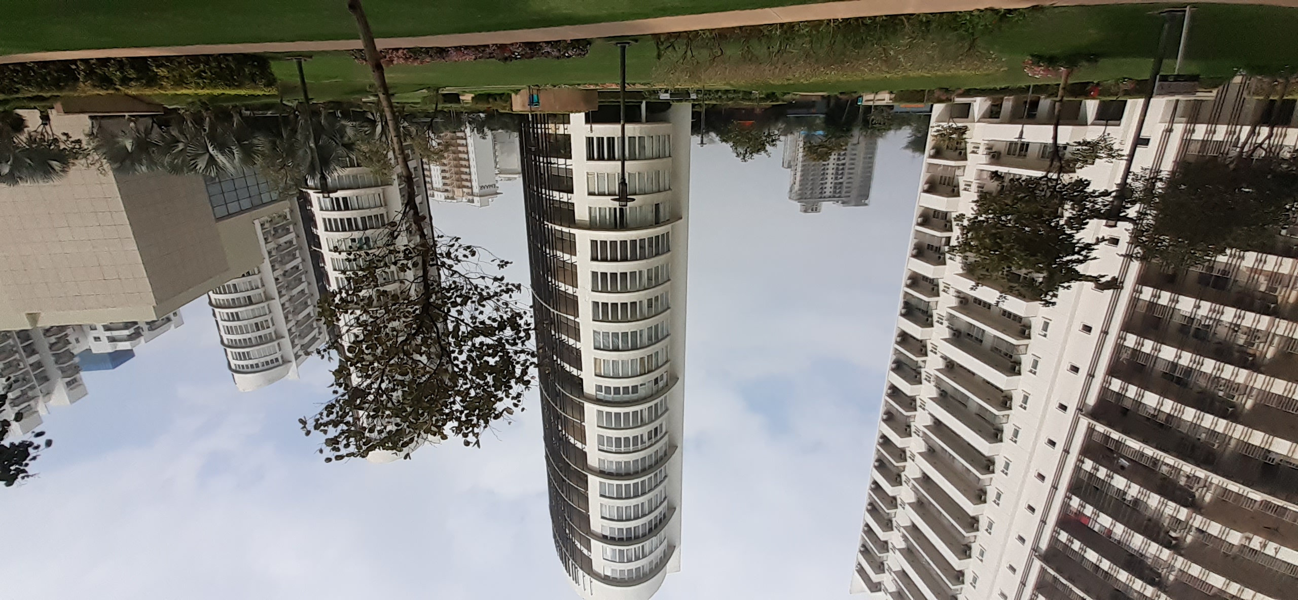 3 BHK + Servant Room Apartment For Sale in Emaar The Palm Drive-The Premier Terraces