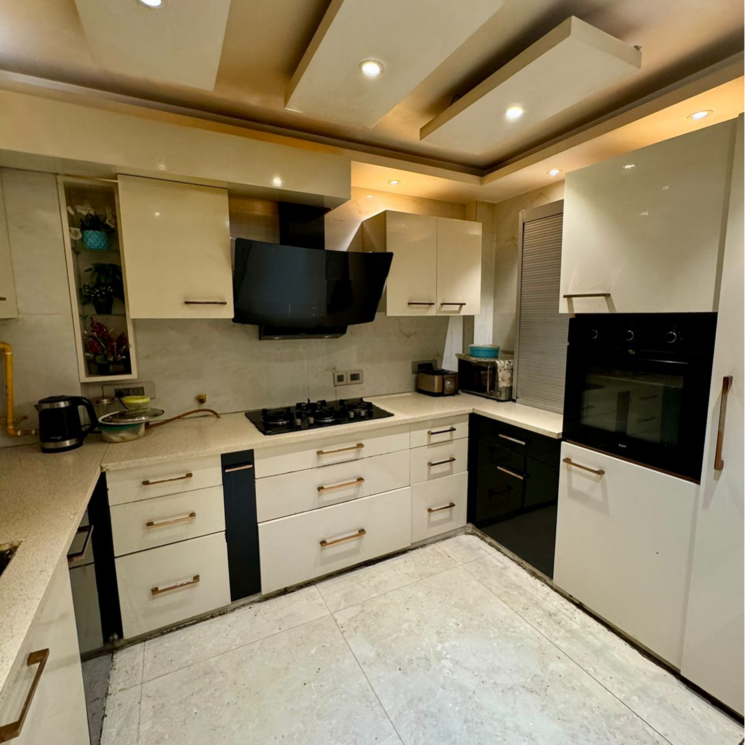 Team Area, rps-savana 4 Bedroom 2462 Sq.Ft. Apartment In Sector 88 Faridabad 8495750