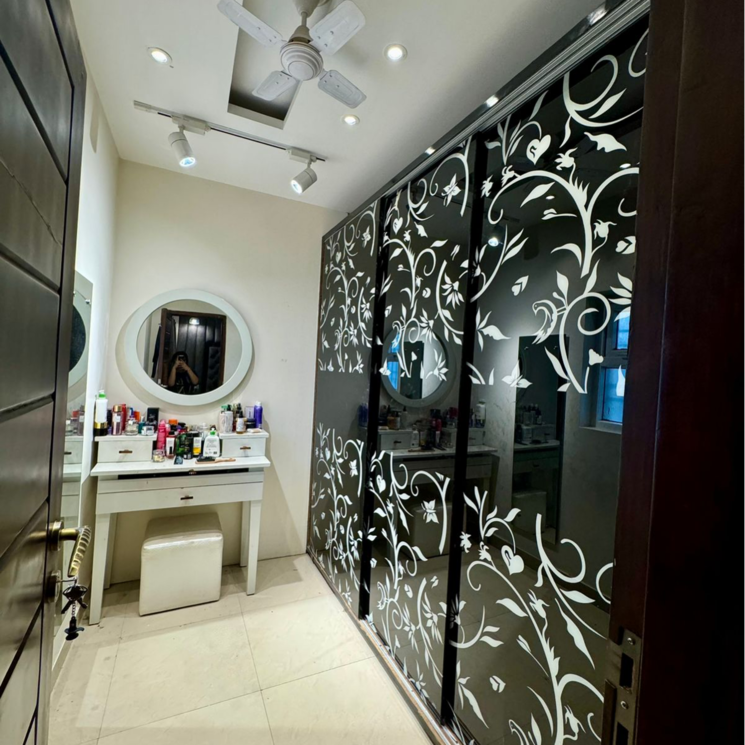 Team Area, rps-savana 4 Bedroom 2462 Sq.Ft. Apartment In Sector 88 Faridabad 8495750