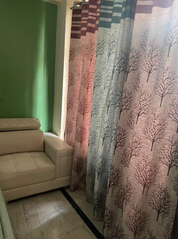 Bedroom in 2 BHK Apartment at RWA Metro Apartments, Sector 71 – for Rent