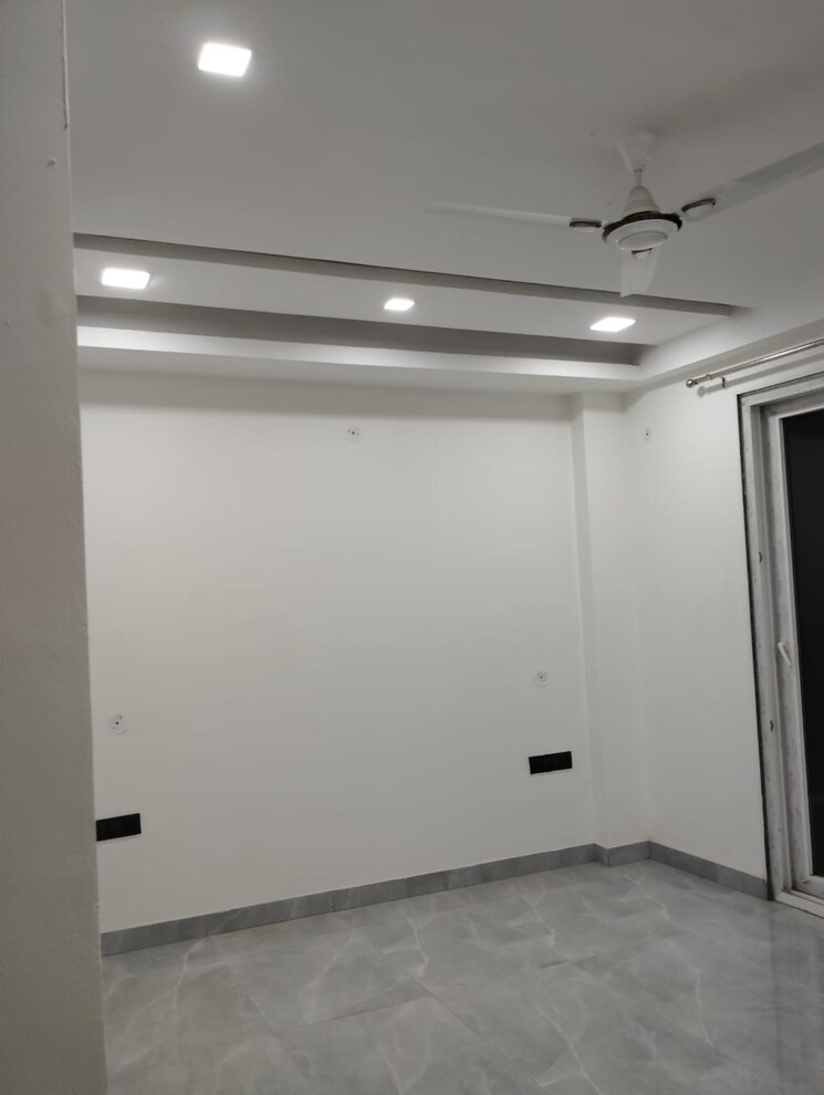 Room, m3m-one-key-resiments 1 Bedroom 800 Sq.Ft. Apartment In Sector 67 Gurgaon 8495821