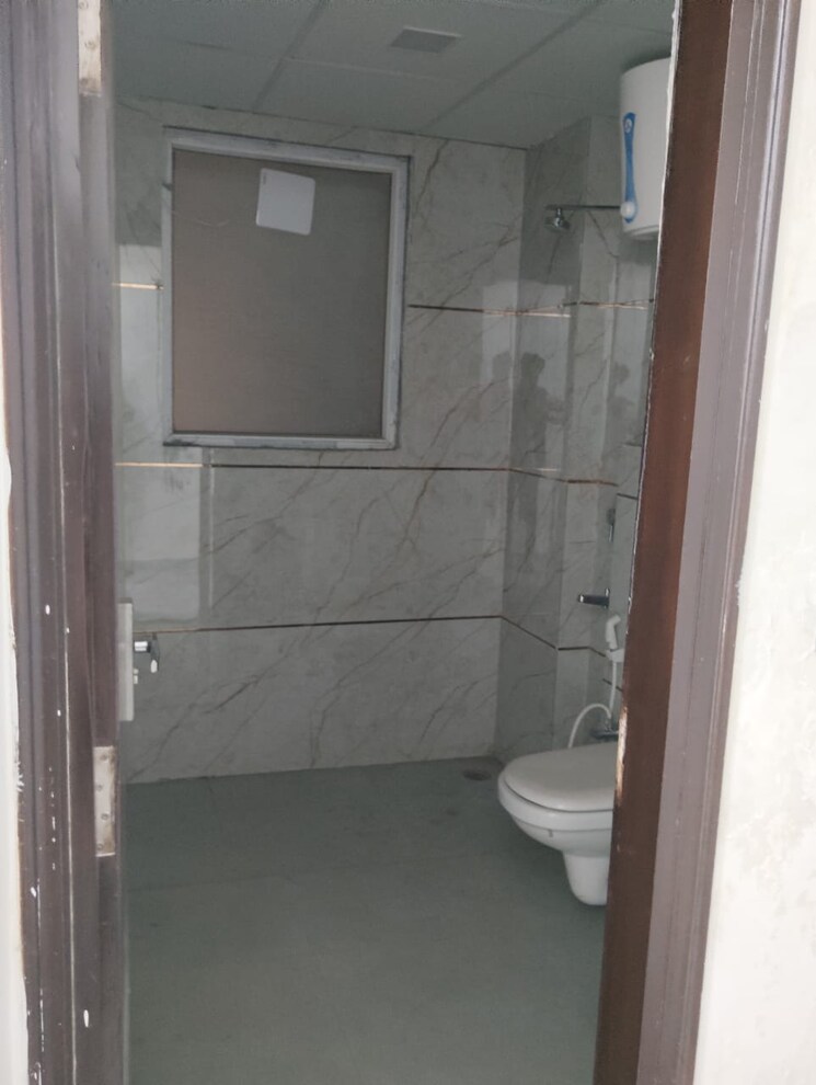 Bathroom, m3m-one-key-resiments 1 Bedroom 800 Sq.Ft. Apartment In Sector 67 Gurgaon 8495821
