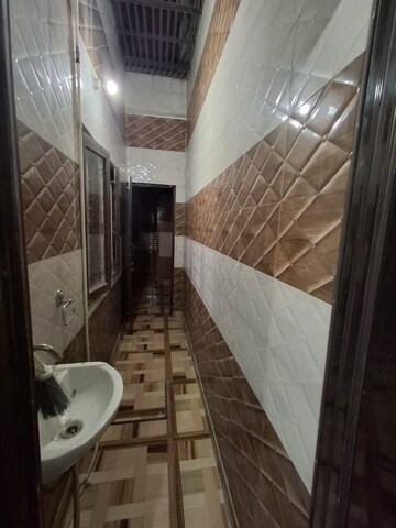 Living Room in 2 BHK Builder Floor at Jakhan – for Rent