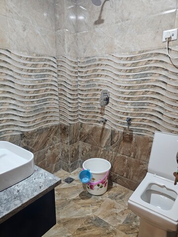 Bathroom in 4 BHK Apartment at Sector 11 Dwarka – for Rent