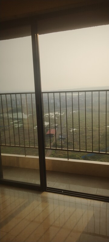 Room in 3 BHK Apartment at Naigaon – for Rent