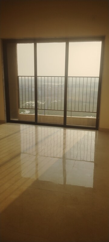 Room in 3 BHK Apartment at Naigaon – for Rent