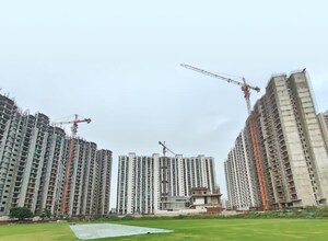 2 BHK Apartment For Sale in Eldeco Live By The Greens, Sector 150