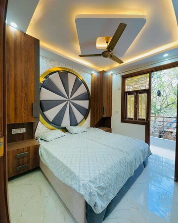 Bedroom in 3 BHK Builder Floor at Igi Airport Area – for Sale