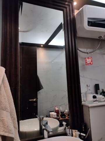Furnished Amenities in 3 BHK Builder Floor at Sector 56 – for Rent