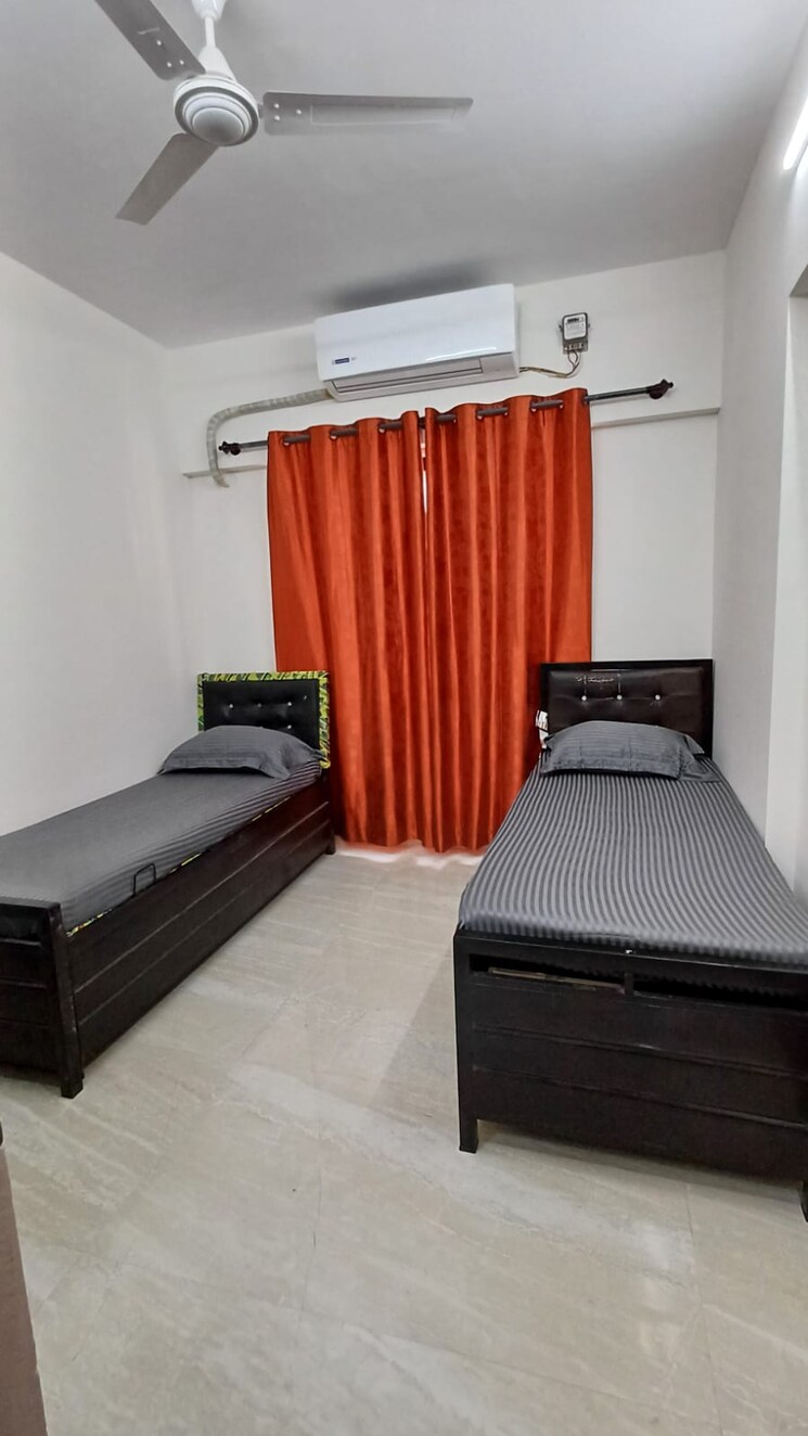 Room, andheri east Pg For Boys & Girls In Andheri East 8496091