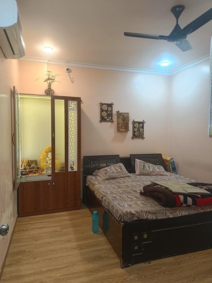 Bedroom, raheja-sampada 3 Bedroom 2070 Sq.Ft. Apartment In Sector 92 Gurgaon 8495975
