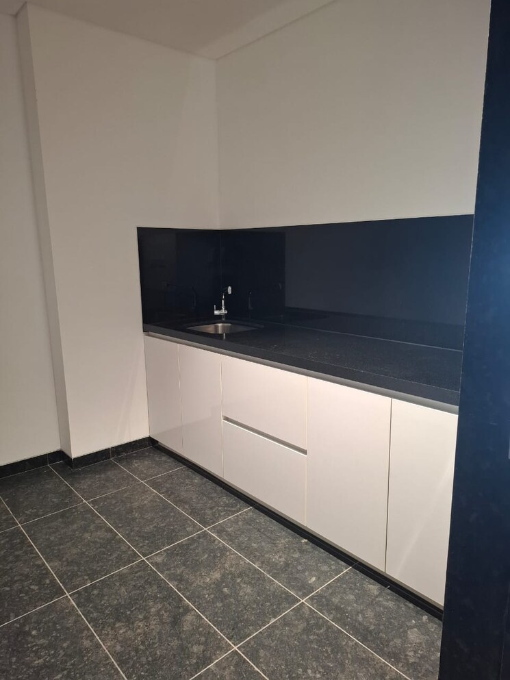 Floor Plan, amanora-chambers Commercial Office Space 2000 Sq.Ft. In Hadapsar Pune 8496034