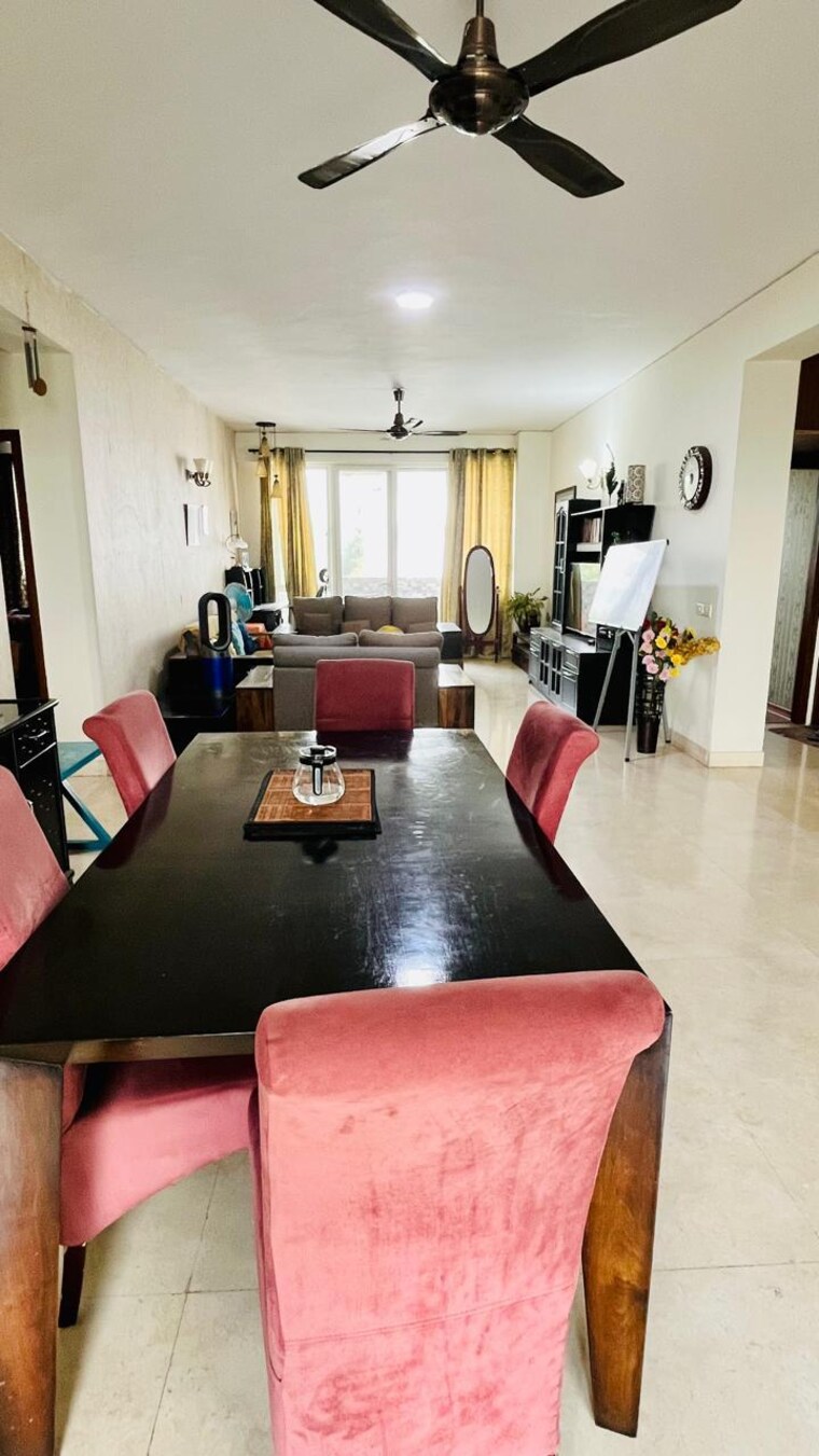 Living Room, orchid-petals 3 Bedroom 1805 Sq.Ft. Apartment In Sector 49 Gurgaon 8496052